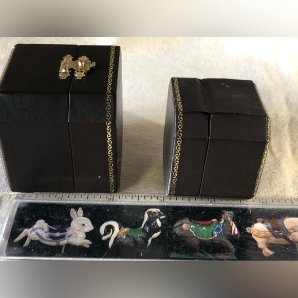 Juicy Couture Born in Glamorous USA Jewelry Presentation Boxes Lot of 2 - Picture 11 of 11